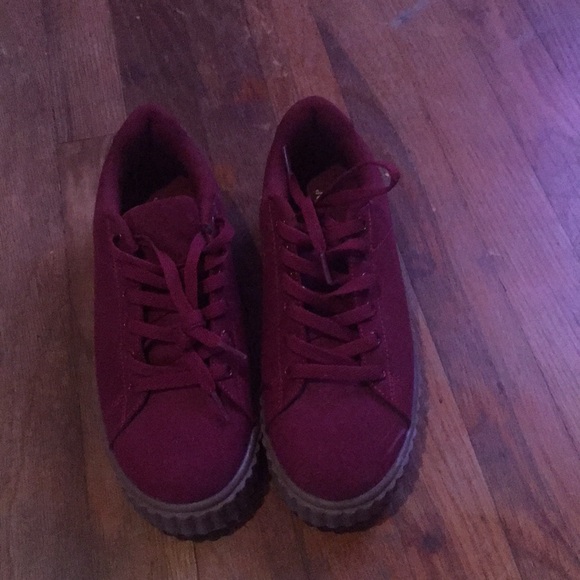 Shoes - Picture 1 of 6